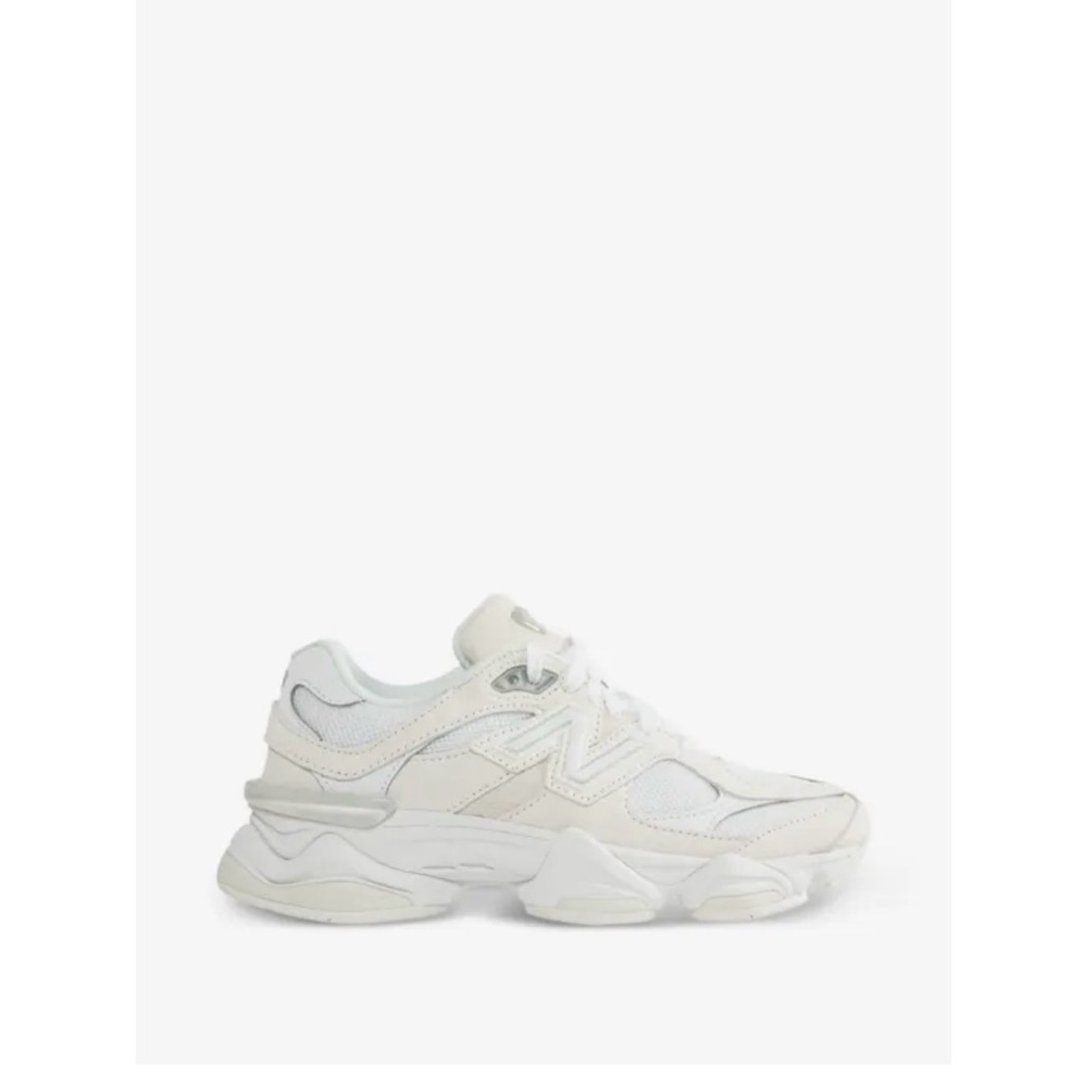New Balance Women's White and Cream 9060 Sneakers Mens 6 / Womens 7.5